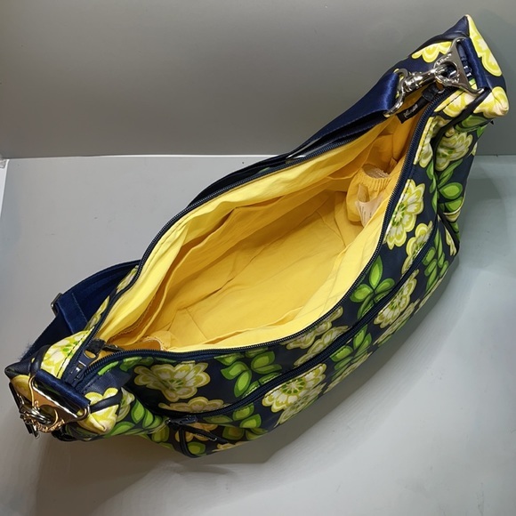 Petunia Pickle Bottom Daisy print tote/dia… - Picture 5 of 9